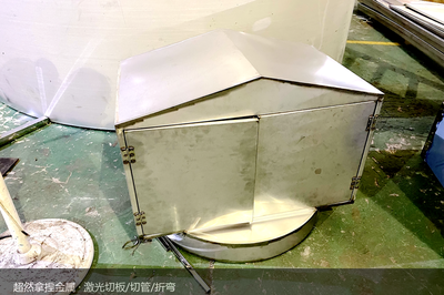 小厂的钱要花在卡脖子的那道工序上，别花在大屏上